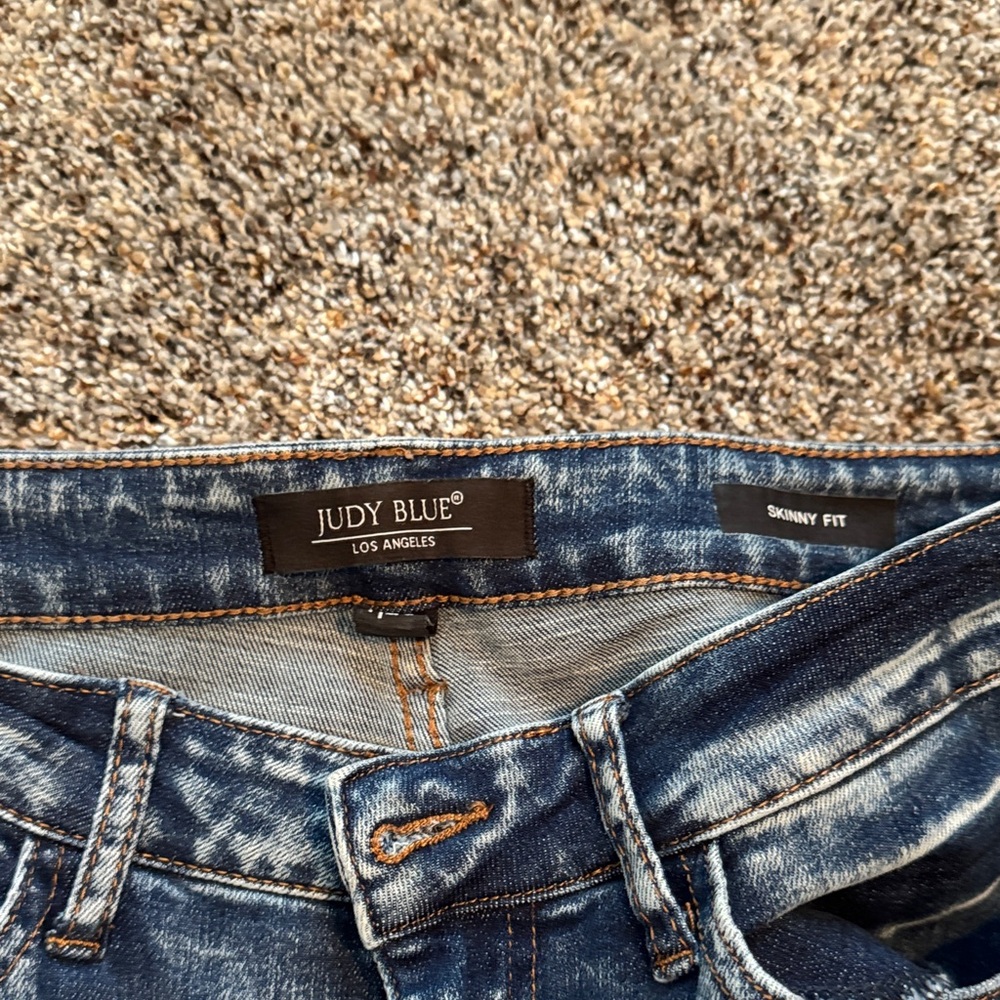 Judy Blue Medium-Dark Blue Skinny Jeans - Picture 2 of 3